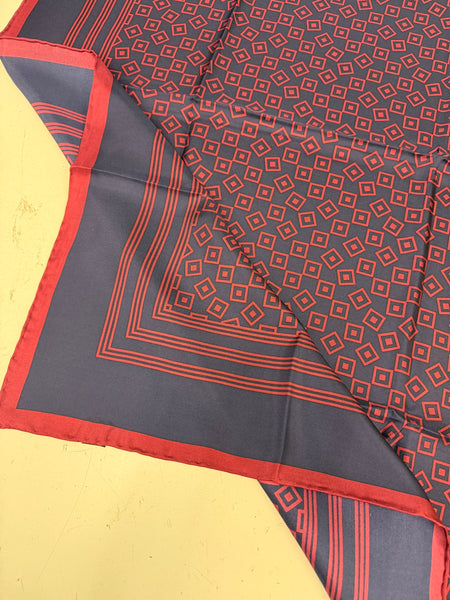 100% Pure Silk Hand Made in Italy ex Designer Geomatric Print Foulard / Scarfsnavy / Red