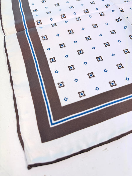 100% Pure Silk Pocket Sqaure Hand Made in Italy distinct Geomatric tile print