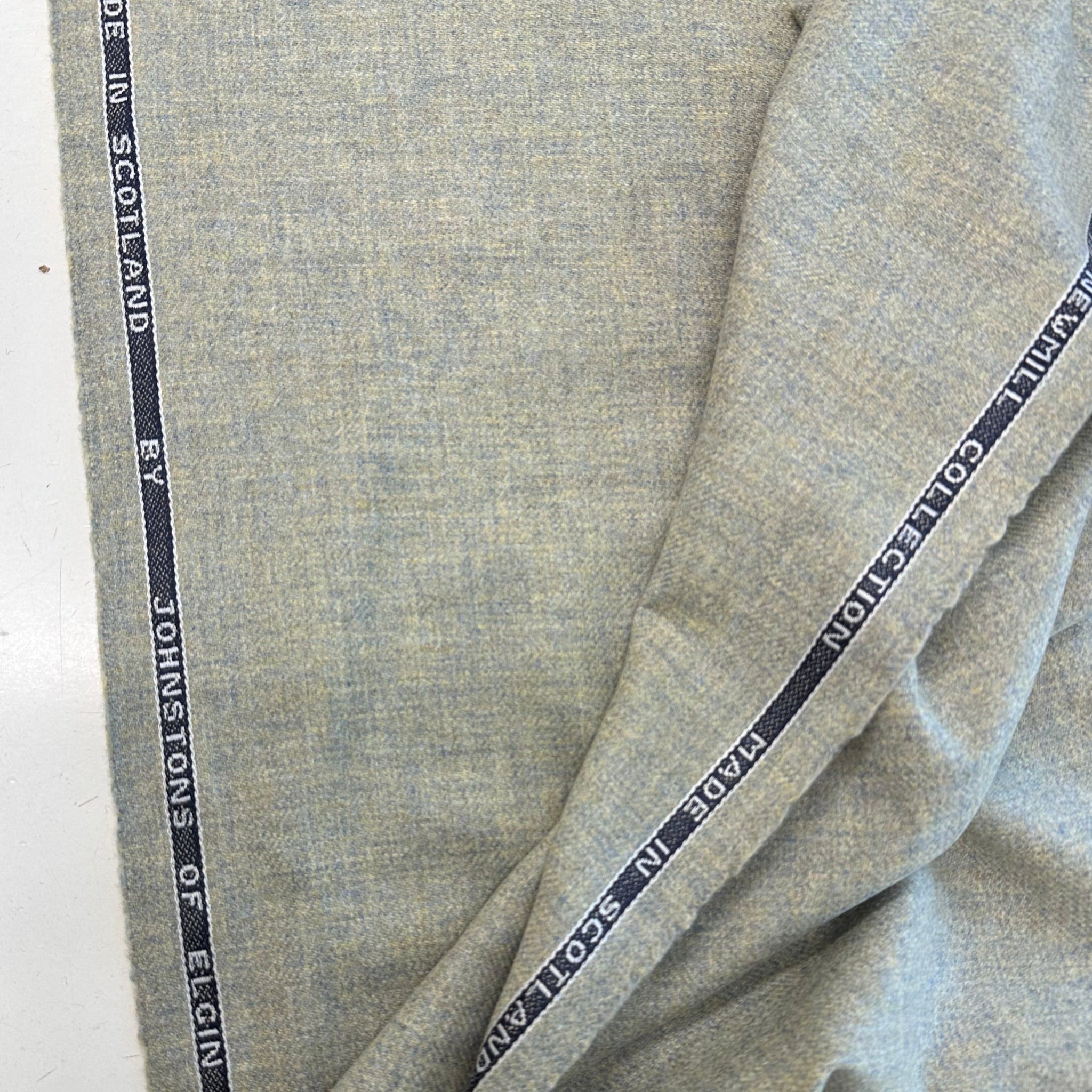 Johnstons Of Elgin Estate Gamekeeper Tweed Micra Sail Green Made In Scotland