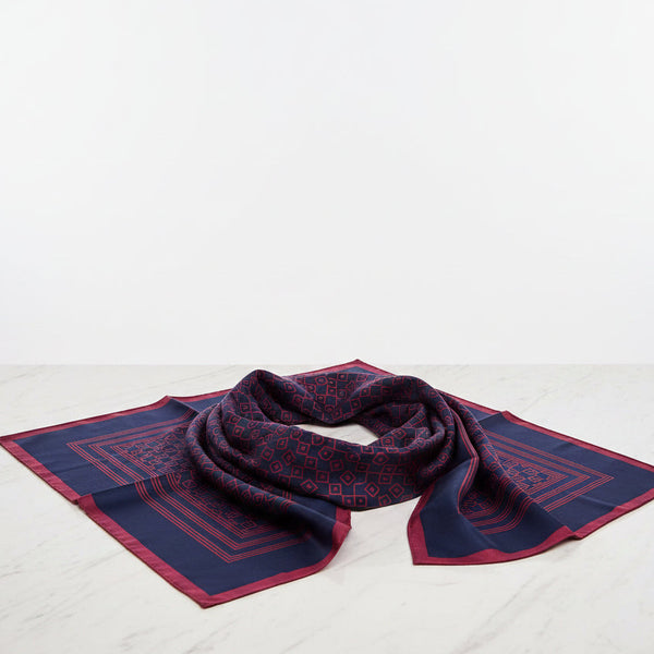 100% Pure Silk Hand Made in Italy ex Designer Geomatric Print Foulard / Scarfsnavy / Red